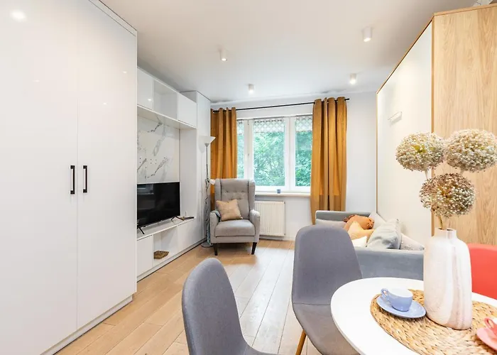 Superapart Al. Jerozolimskie 141 *