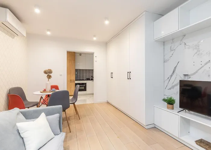 Superapart Al. Jerozolimskie 141